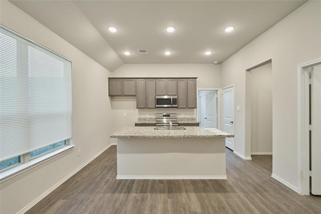 Building Photo - 9992 Calendar St