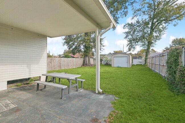 Building Photo - Cute & Cozy 3-Bedroom Home in Gretna!