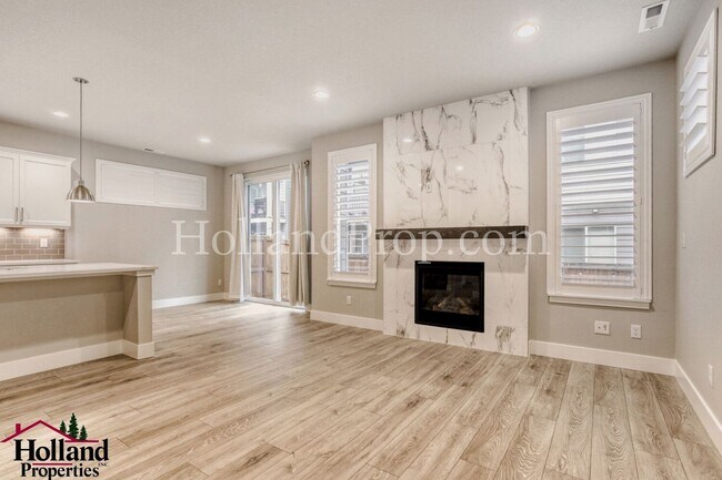 Building Photo - A must-see home in Beaverton where style, location, and lifestyle come together