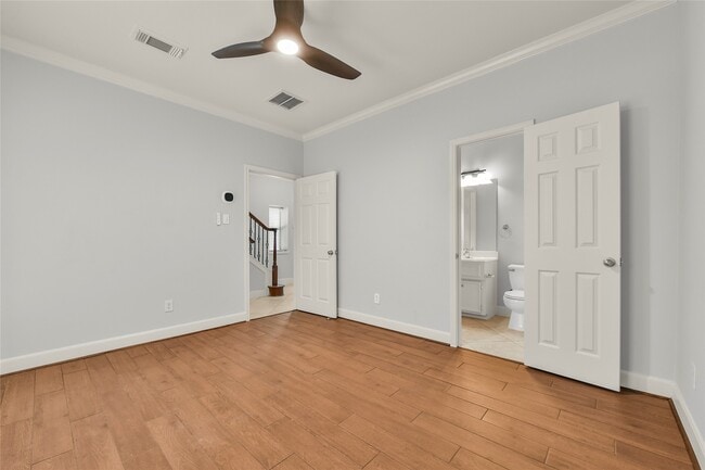 Building Photo - 1607 W Dallas St
