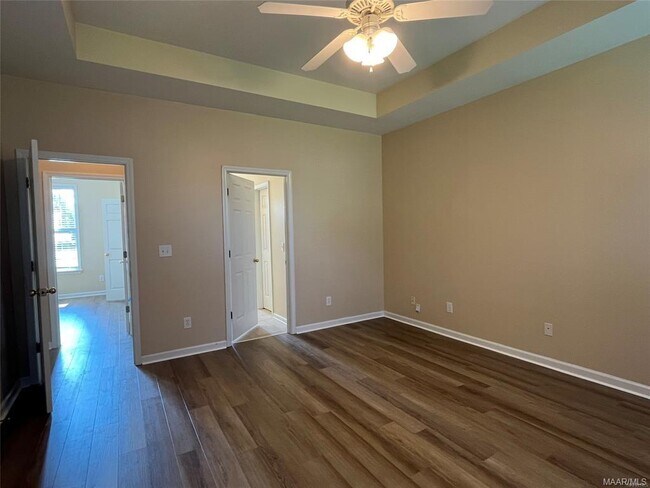 Building Photo - 8951 Alderwood Way