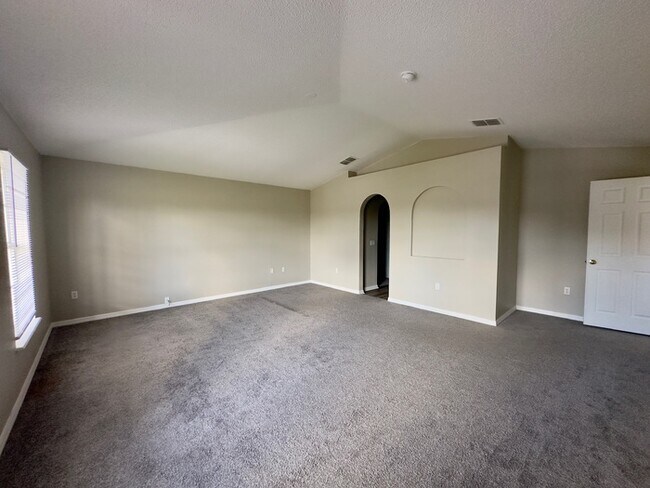 Building Photo - Two-Story Corner Lot!