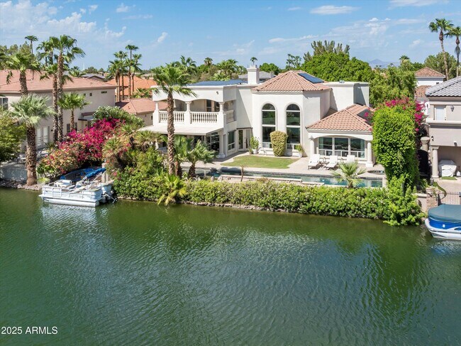 Building Photo - 1407 E Coral Cove Dr