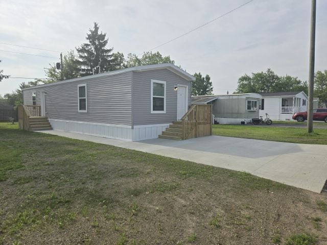 Primary Photo - 1424 East Dr