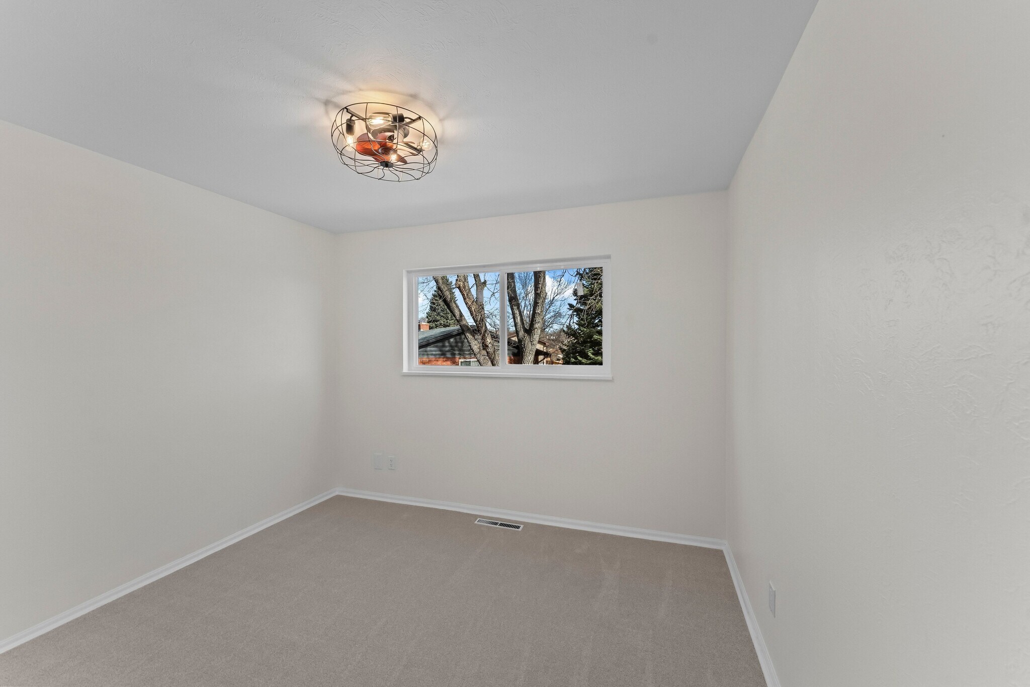 bedroom 2 - 3204 Valley Hi Ave
