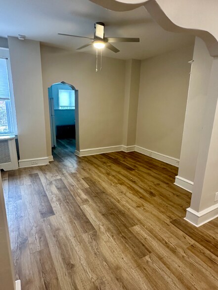 Building Photo - 2750 E Pacific St