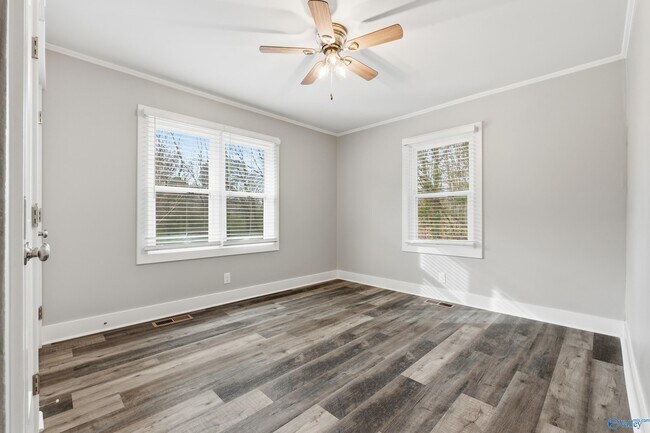 Building Photo - 1409 Blevins Gap Rd SE