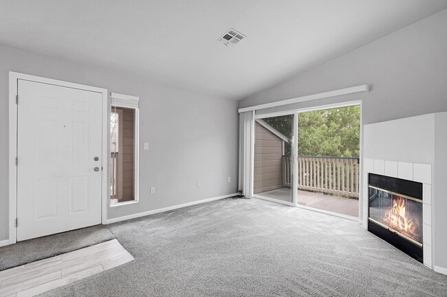 Building Photo - 8475 Pebble Creek Way