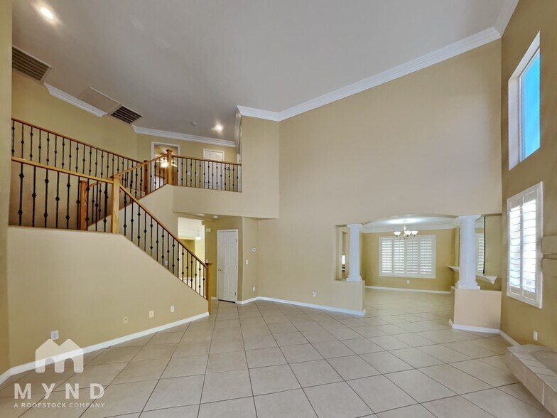 Building Photo - 5853 Tarpon Glade Ct