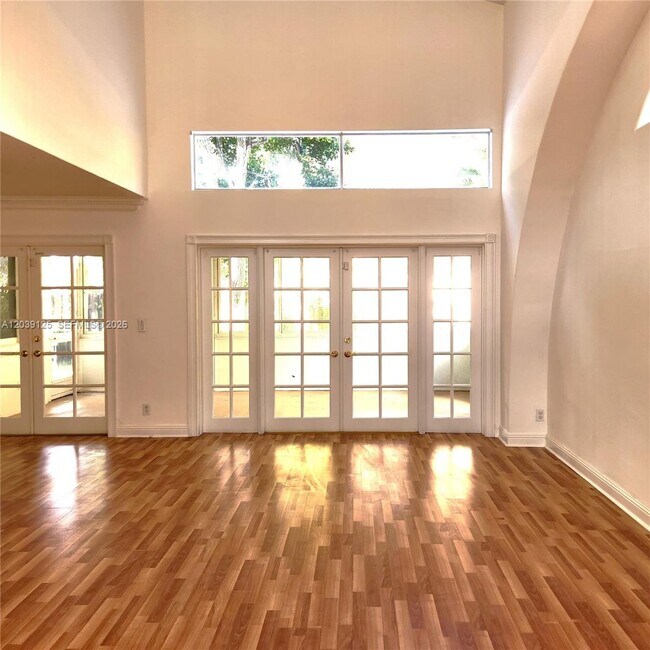 Building Photo - 11281 Reveille Rd