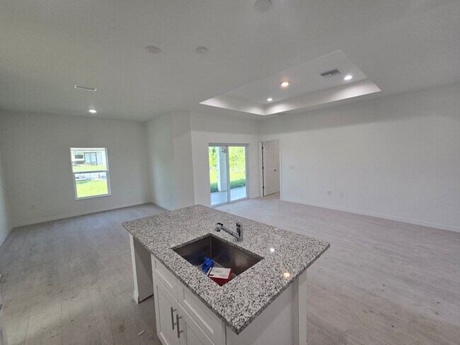 Building Photo - COMING SOON-BRAND NEW CONSTRUCTION-LARGE C...