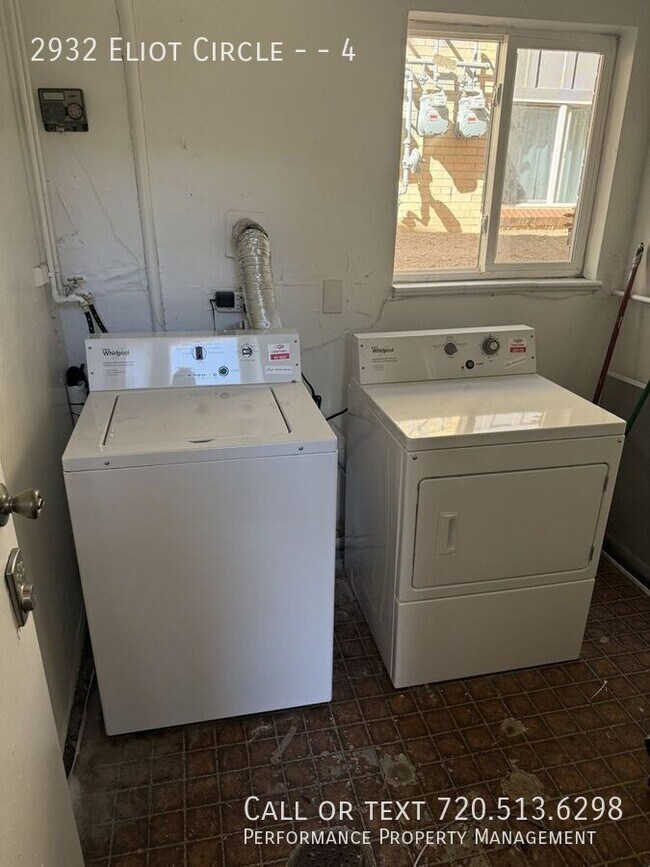 Building Photo - 2932 Eliot Cir