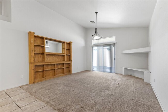 Building Photo - 2924 Riarosa Ct