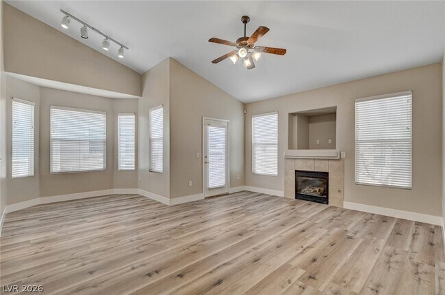 Building Photo - 10550 W Alexander Rd