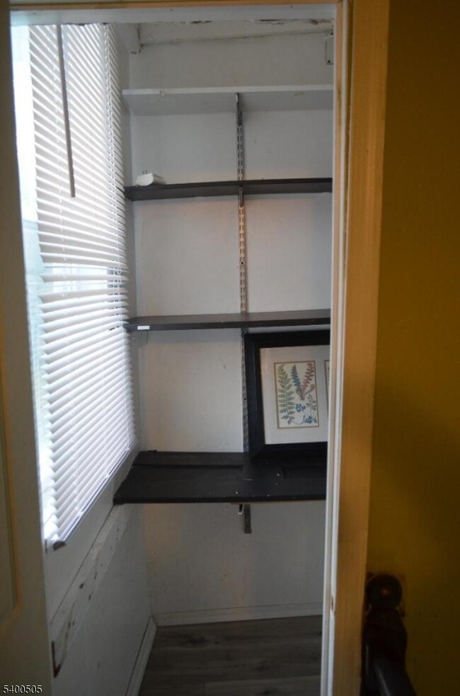 Building Photo - 14 Fremont St