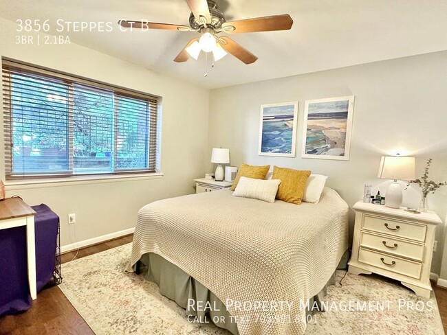 Building Photo - 3856 Steppes Ct