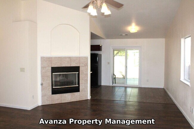 Building Photo - Home for Rent 3 Bed/2 Bath - 1,346 Sq Ft. Rent: $2,095/month Deposit: $2,195