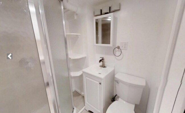 Building Photo - 61 Walden St