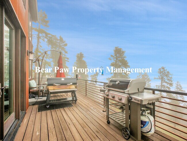 Building Photo - "Spacious 5-Bed Retreat with 3.5 Baths on ...