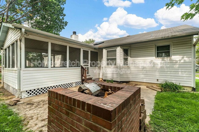 Building Photo - 1117 Athena Way