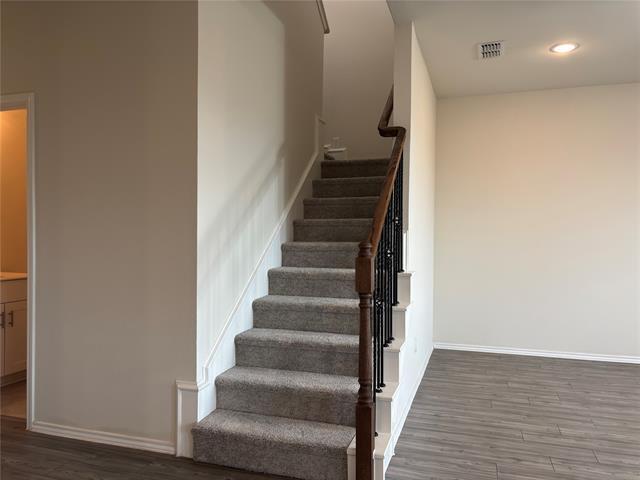 Building Photo - 507 Goldenrod Ln