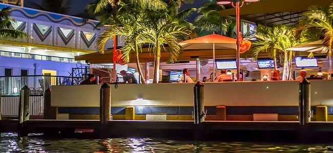 Building Photo - 6450 Collins Ave