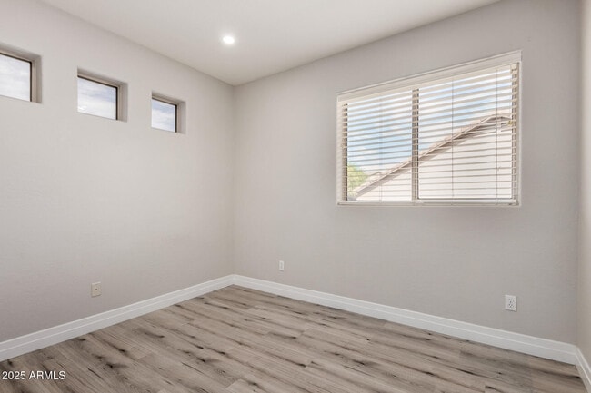 Building Photo - 10591 E Firewheel Dr