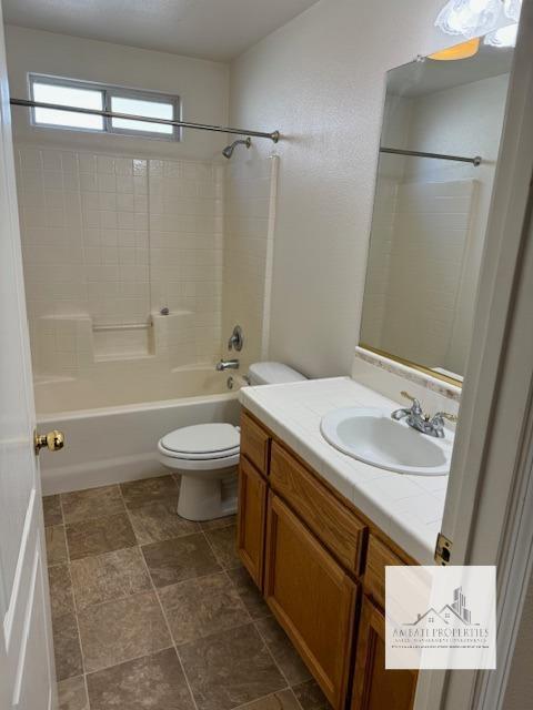 Building Photo - 7440 N Mansionette Dr