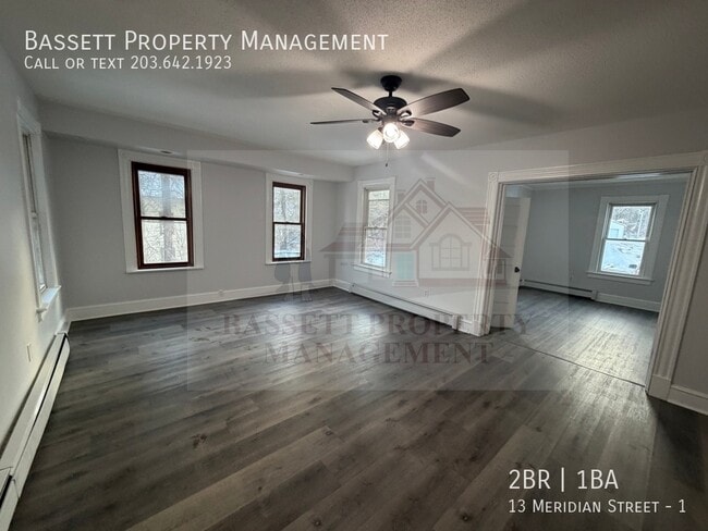 Building Photo - 13 Meridian St