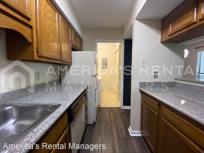 Building Photo - 2 br, 2 bath House - 106 Gables Drive