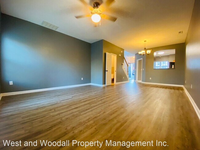 Building Photo - 2 br, 1.5 bath House - 17 Moorefield Court