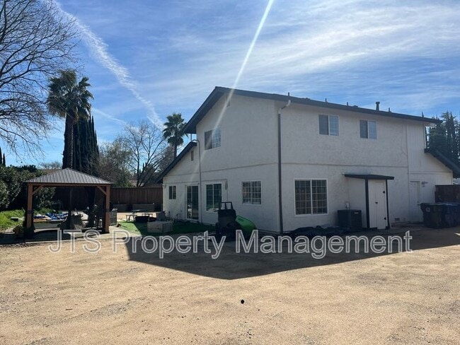 Building Photo - 1761 Klamath River Dr