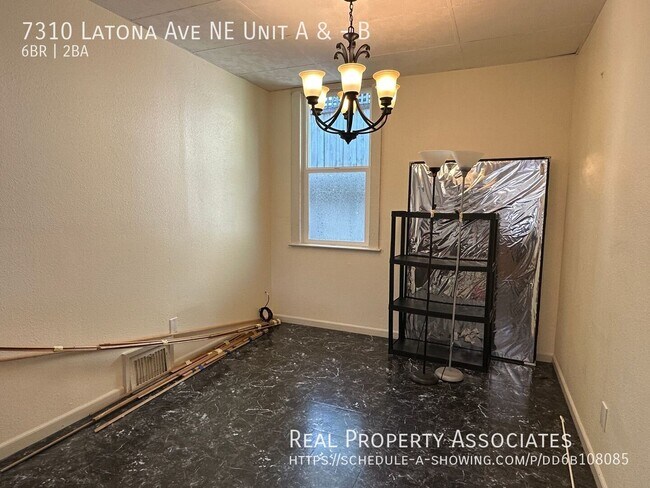 Building Photo - 7310 Latona Ave NE