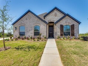 Building Photo - 529 Brozgold Ave