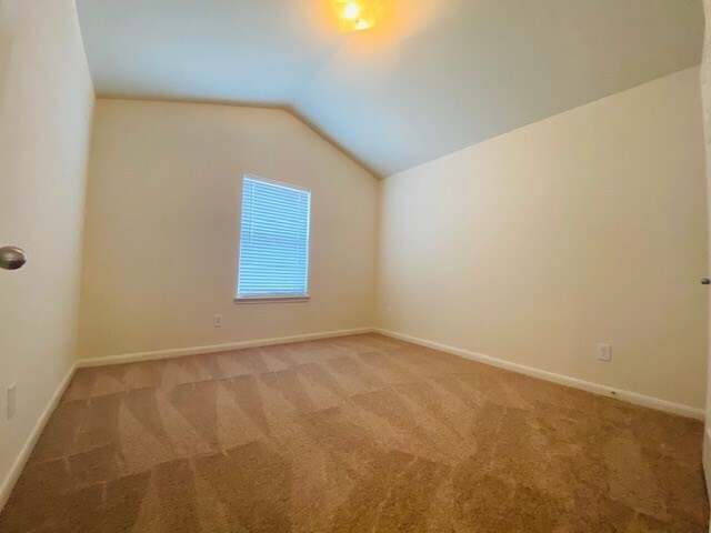 Building Photo - 2018 Running Brook Ln