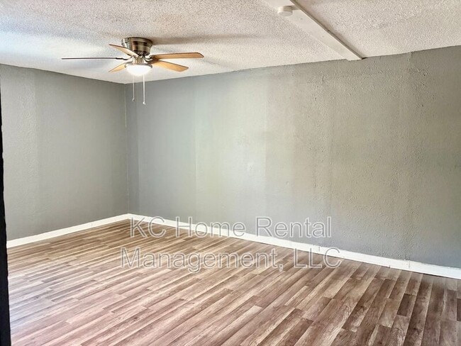 Building Photo - 6103 Walrond Ave