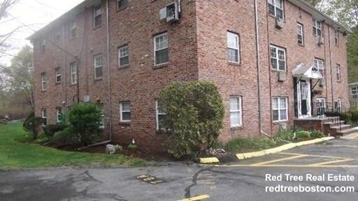 Building Photo - 1 Colonial Village Dr