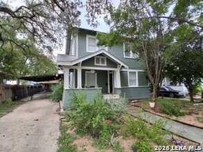 Building Photo - 619 Cedar St