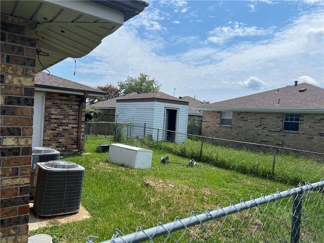 Building Photo - 9104 Amour Dr