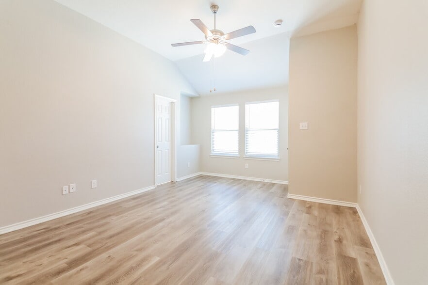 Building Photo - 4713 Joshua Dr