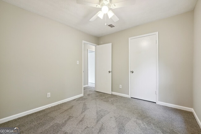 Building Photo - 1819 Singer Way