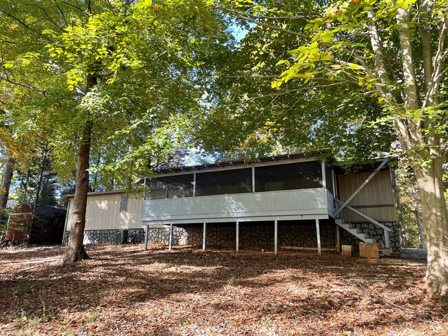 Building Photo - Updated Two Bedroom Trailer with Lake Acce...