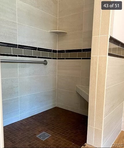 Building Photo - 517 Riverside Dr