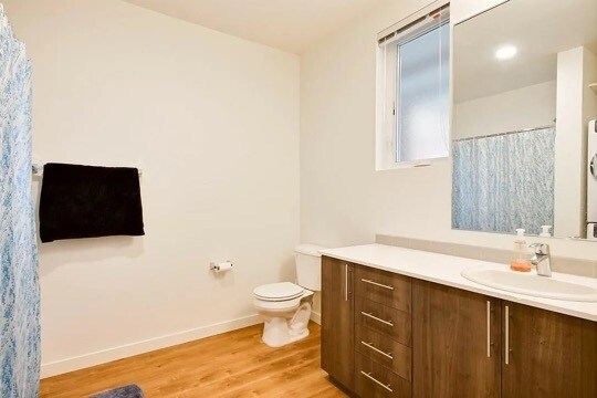 Building Photo - 121 12th Ave E