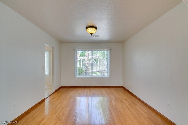 Building Photo - 8224 Tivoli Cove Dr
