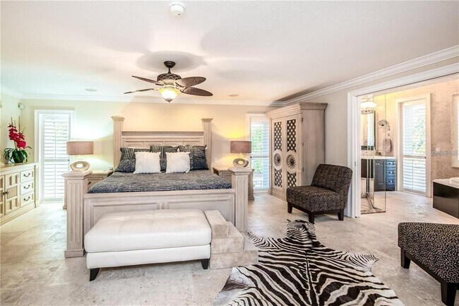 Building Photo - 5645 America Dr