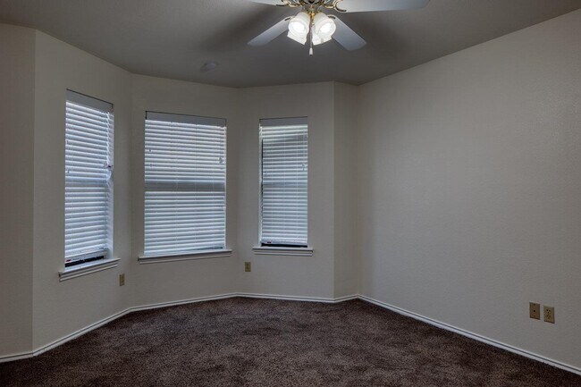 Building Photo - 109 Burwood Ln