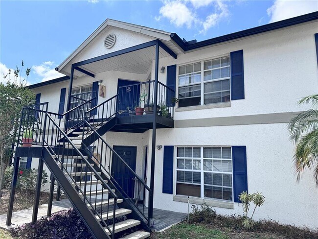 Building Photo - 3651 N Goldenrod Rd