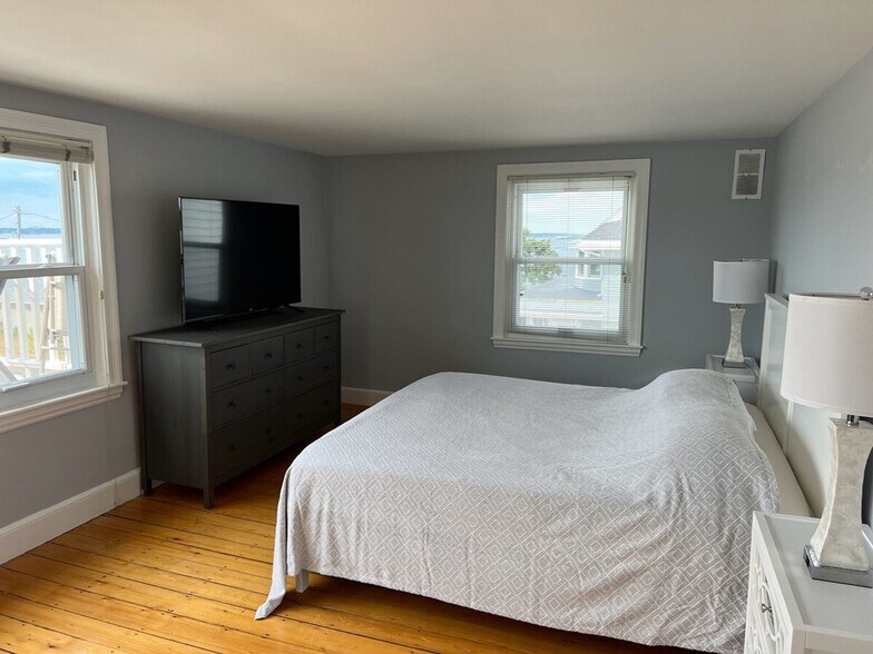 Building Photo - 15 Kimball St