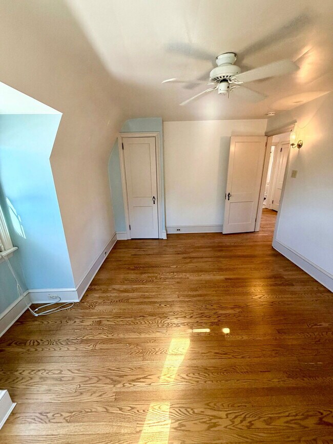 Building Photo - 111 Atkins Ave